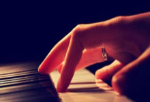 蜂鸟电竞官网：3-1，德甲第11掀翻德甲第3，31岁利物浦旧将发威，多特终结2连败.