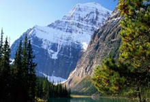 21岁胡桑诺夫荣归乌兹别克 喜获神秘人匿名赠与奔驰大G.